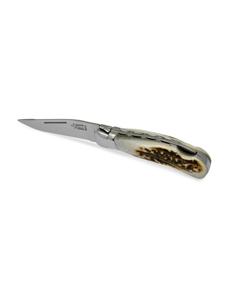 Laguiole pliant Grande Nature, doubles platines, manche en bois de cerf, finition brillant