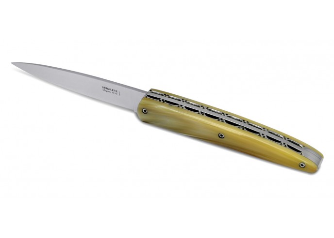 Arbalete folding knife, double plates, 12 cm blonde horn tip handle, shiny finish