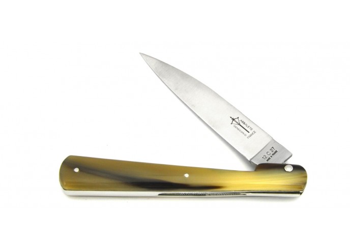 Vendetta folding knife, blond horn tip handle