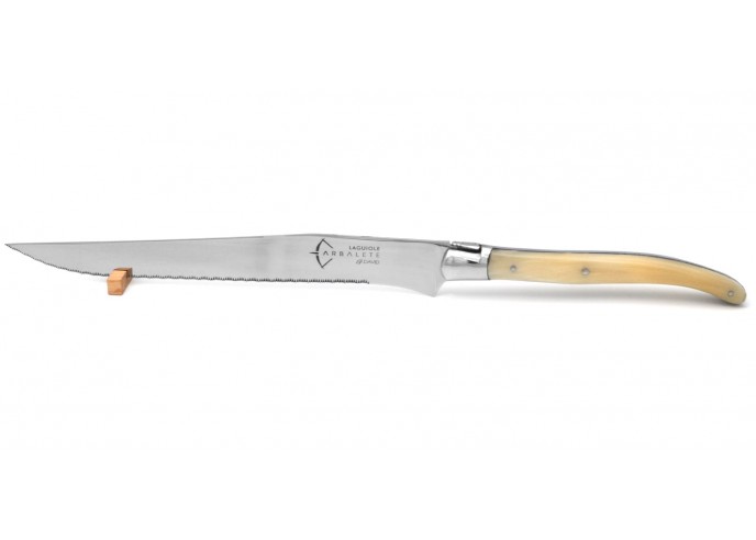 Laguiole bread knife, blond horne tip handle, shiny finish