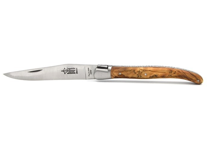 Laguiole Prestige folding knife, 12 cm olive wood with a deer motif, matt finish