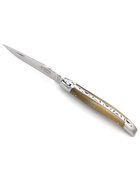 Laguiole pliant Forgé, manche en pointe de corne blonde de 12 cm, finition brillant