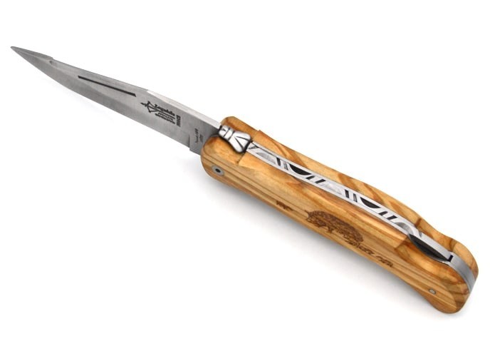 Laguiole folding knife Cubic Grande Nature, 12 cm olive wood handle, boar motif, matt finish