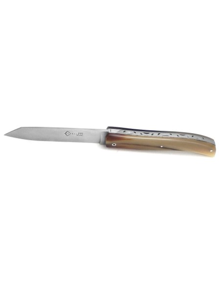 Le KARO d’Arbalète, manche pointe de corne blonde