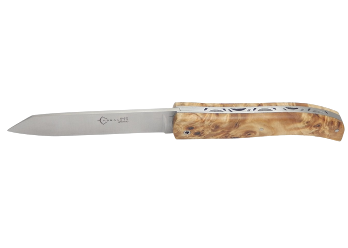 The KARO from Arbalete, chestnut burl handle