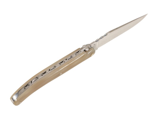 Laguiole pliant Forgé, manche en pointe de corne blonde